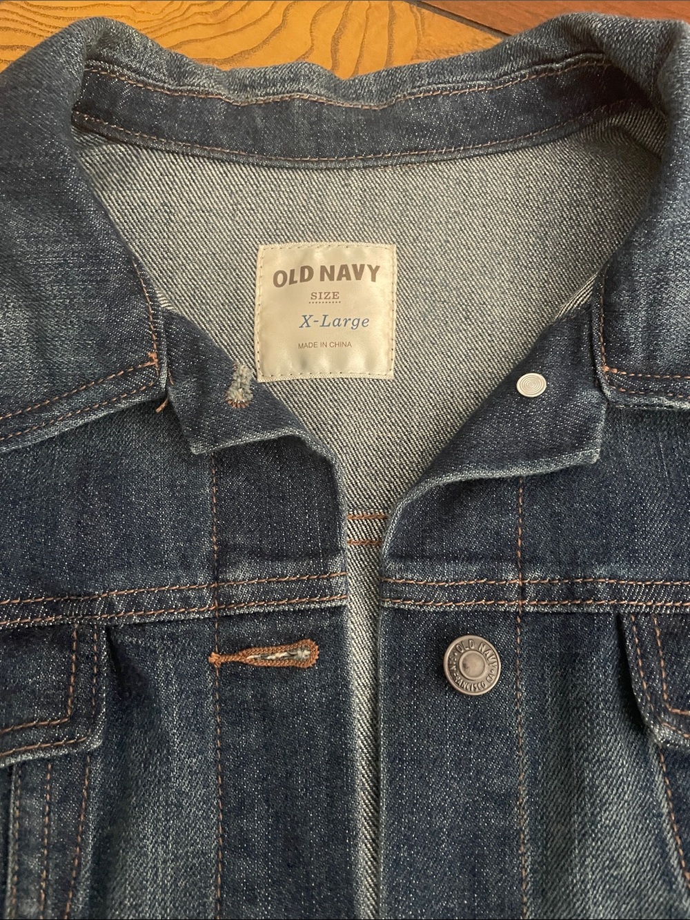 Old Navy Blue Denim Trucker Jacket M70 - Picture 2 of 10